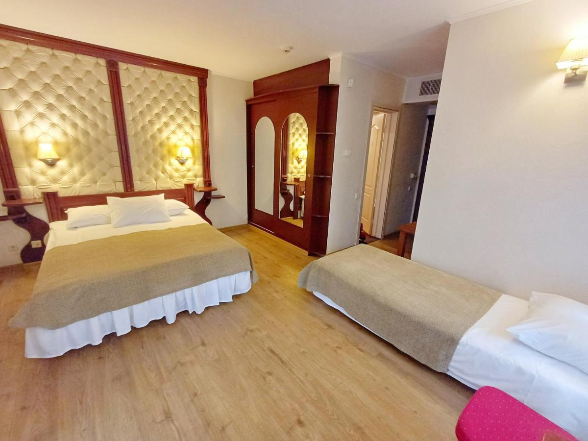 Pegasa Pils Hotel